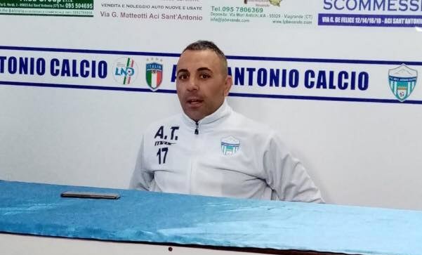 Eccellenza Sicilia – Aci Sant’Antonio, l’allenatore Torrisi: “Campionato straordinario, il lavoro paga”