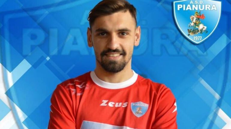 Eccellenza Campania – Pianura: addio al centravanti Ioio?