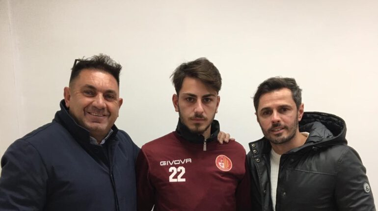 Serie D – Real Agro Aversa, importante arrivo sull’out mancino di un ex Puteolana