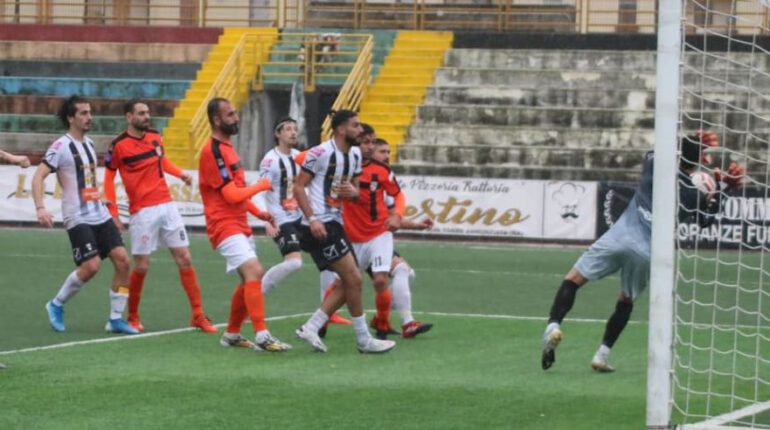 Serie D – Savoia-Nola: 0-0. Comincia con un pari l’avventura di Chianese contro un ostico Nola