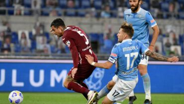 Benevento terza retrocessa, il Torino blocca la Lazio all’Olimpico