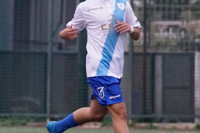 Vico Equense, arriva un terzino