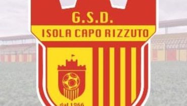 Isola Capo Rizzuto, sollevato ufficialmente dall’incarico mister Mesiti